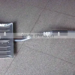 Aluminum Snow Shovel thumbnail-1