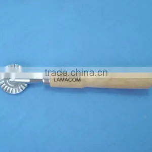 Stainless Steel Pizza Cutter /Wheel With Wooden Handle thumbnail-1
