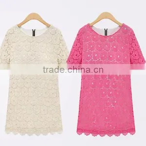 Ladies' Fashion Lace Summer Dress With Flowers Patten thumbnail-3