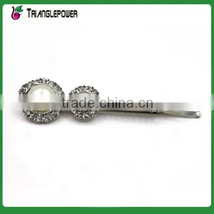 Fancy Silvery Pearl With Acrylic Stones Hair Pin thumbnail-1