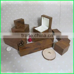 2015 Creative Luxury Watch Box With Custom Logo Printing thumbnail-3