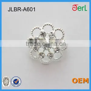 Shinning Small Flower Clear Crystal Alloy Flower Rhinestone Brooch thumbnail-6