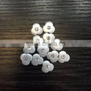 Trefoiled Resin Shirt Buttons for 2016 Next Half Year thumbnail-1