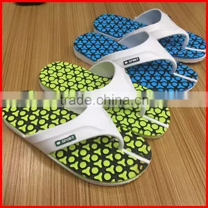 High Quality Newest Style Wholesale Flip-flops Slipper thumbnail-1