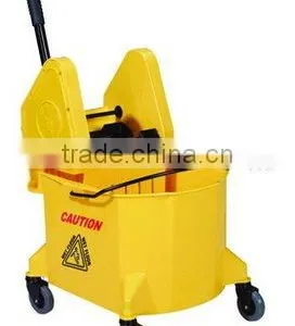 30L PP Mop Bucket With Wringer thumbnail-1