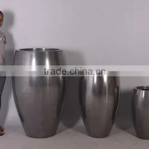Aluminum Planter thumbnail-2