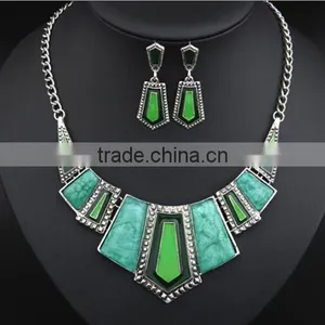Zm33252a Hot Selling Vintage Jewelry Accessory Resin Necklace and Earring Set thumbnail-1