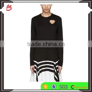 High Quality Wool Blended Crew Neck Heart Cut-Out Black Pullover for Women thumbnail-1