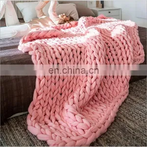 Hot Selling Custom Handmade Knit Yarn Super Chunky Throw 100% Acrylic Wool Blanket thumbnail-2