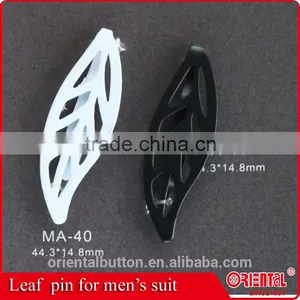 Fashion Leaf Shape Lapel Pin thumbnail-1