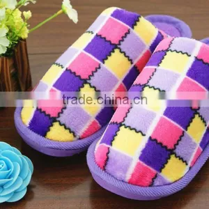 Comfortable Women Stylish Home Winter Slipper Warm Old Fashion Slippers thumbnail-3
