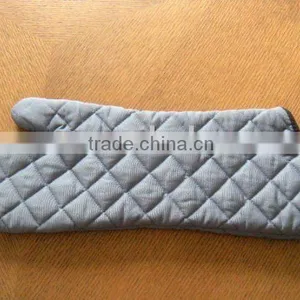 Silver Oven Mitt thumbnail-1