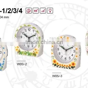 Silk Printing Yellow Flower Table Alarm Clock thumbnail-3