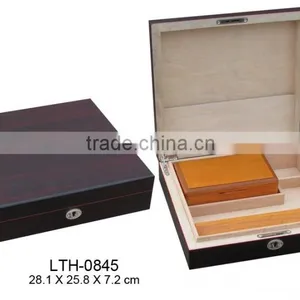 Custom Wooden Cigar Container thumbnail-1