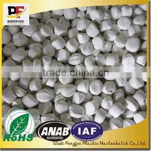 Chemicals, Rutile/Anatase TiO2 White Masterbatch Manufacturer, LDPE Color Masterbatch thumbnail-1