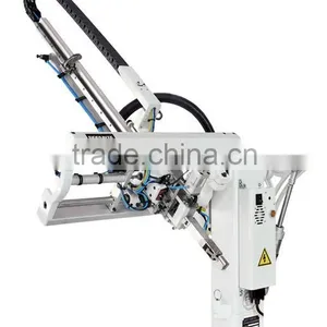 Sprue Picker Robotic Arm For Automatic Plastic Machine thumbnail-2