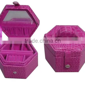 Leather Jewelry Case thumbnail-1