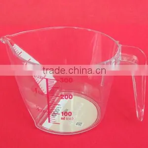 Measuring Plastic Cup With Handle thumbnail-1