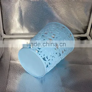 Round Plastic Waste Bin thumbnail-2