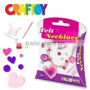 Craft Project for Kids Design Your Felt Jewelry Necklace Heart thumbnail-1