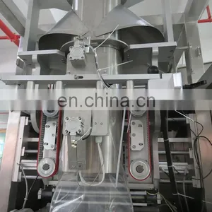 Automatic Vertical 1kg Cooking Edible Oil Soft Drink Pouch Packing Machine in Guangdong thumbnail-2