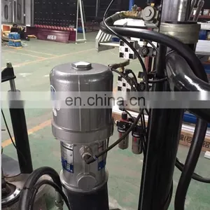 Manual Two Components Sealant Spreading Machine for Double Glazing Glass thumbnail-2