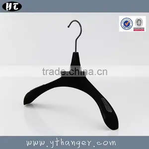 HA7009 Shirt Display Hanger Plastic Cloth Hanger Designs Available thumbnail-5