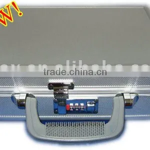 Aluminum Gun Case thumbnail-1