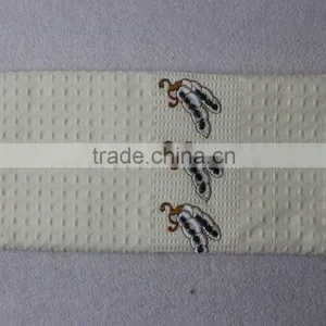 Top Quality Cotton Waffle Weave White Embroidery Kitchen Towels thumbnail-2