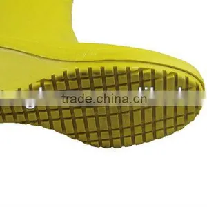 Lady Rubber Rain Boots With Heels thumbnail-4