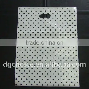 Best Selling Free Sample Hot Design in Guangzhou Plastic Die Cut Carry Bag thumbnail-4