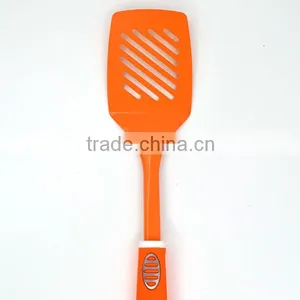 Top Selling Factory Price Paint Spraying Stainless Steel Pancake Slotted Turner thumbnail-3