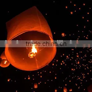 2015 Cheap Eco-friendly Fire Sky Lanterns Wholesale Flying Chinese Paper Festival Blessing Sky Lanterns thumbnail-4
