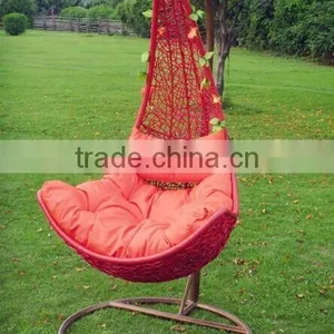 Outdoor Rattan Hammock thumbnail-4