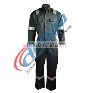 Inherent Safety Aramid Fire Retardant Coverall With Reflective Tape thumbnail-1
