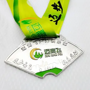 CTAI 8 Years Medal Manufacture Custom Metal Die Struck Medals for Gift thumbnail-3