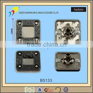 Good Quality Wooden Buttons thumbnail-1