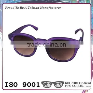 New Women Style Tr90 Material is Also Available Fashion Sunglasses thumbnail-3