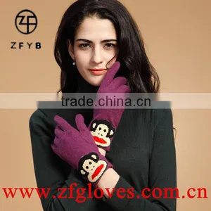 ZFYB 80% Sheep Wool Gloves With Embroidery thumbnail-2