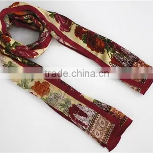 Flower Printed Wool Long Scarf thumbnail-3
