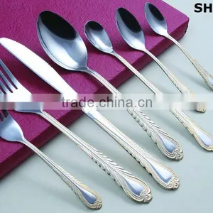 Stainless Steel Gold Plated Flatware Set thumbnail-1