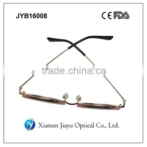Retro Round Sunglasses With Plastic and Metal Frame thumbnail-4