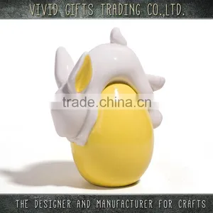 Wholesale Porcelain Easter Rabbit on Egg for Home Decoration thumbnail-1