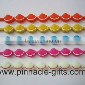 Soft Pvc 3D Shell Shape Wristbands thumbnail-1