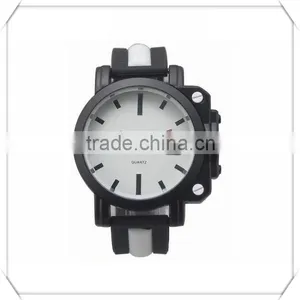 Factory Price Cheap Sport Watch Men's Silicone Wrist Watch thumbnail-3