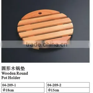 Wooden Round Pot Holder thumbnail-1