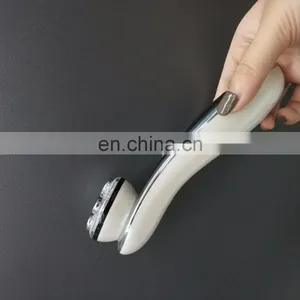4 in 1 Beauty Instrument RF Home Use Face Lift Devices Radio Frequency Machine Chinese Supplier thumbnail-6