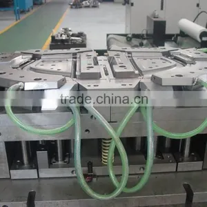 P20 Cold Runner Precise Multi-cavity Mold thumbnail-1