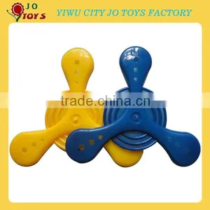 Pop Plastic Boomerang Toys thumbnail-1