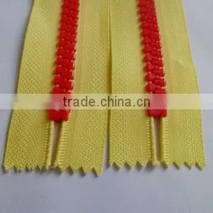 8# Plastic Resin Zipper Close End Zipper Thumb Puller Auto-lock Zipper Slider Garment Zipper thumbnail-3